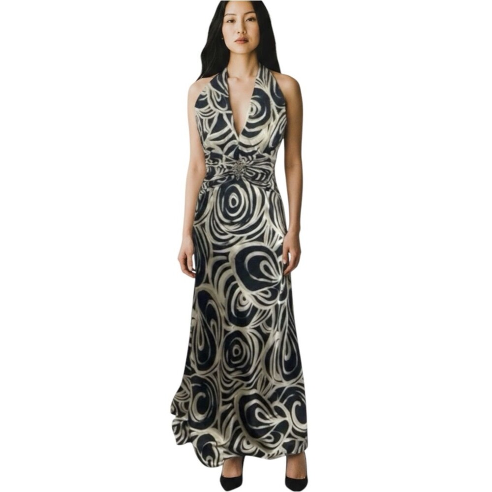 Betsy & Adam Black Cream Halter Maxi Dress NWOT Size 4 Glam Party Event